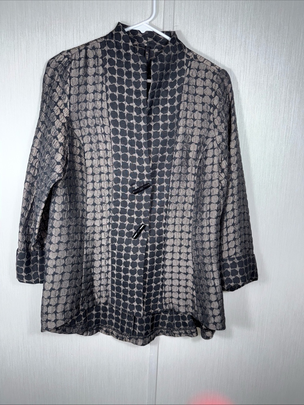 I.C. Connie k Jacket Top Womens Brown Art Wear Circle Geometric Toggle 2 Button